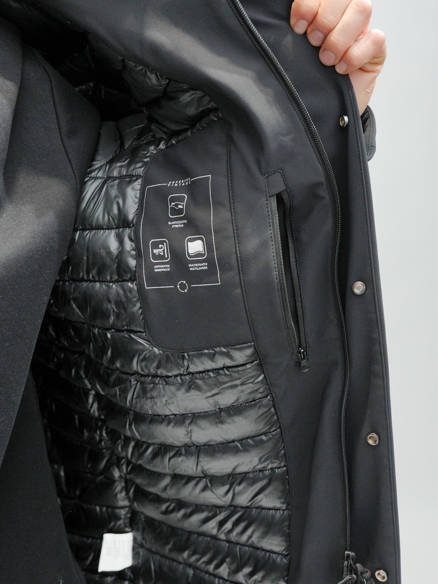 SUPERIOR Parka in soft shell con cappuccio M49514